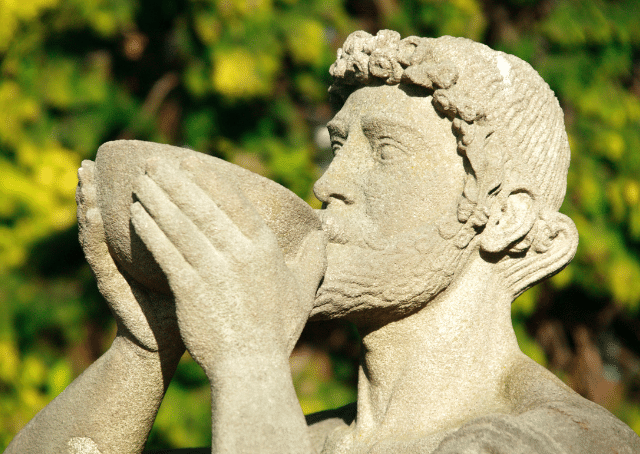 Estatua de Baco, el dios romano del vino