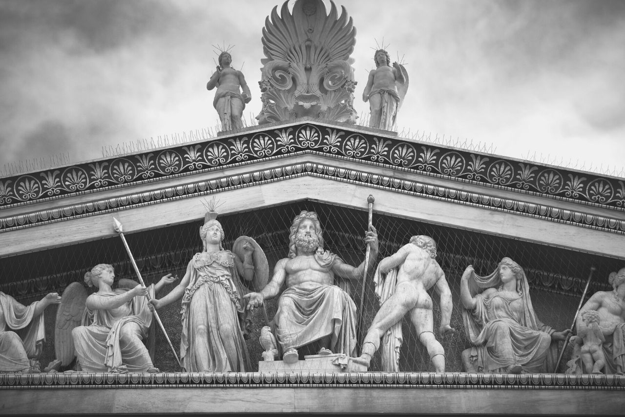 Zeus, el poderoso, amoroso y vengativo dios griego del rayo