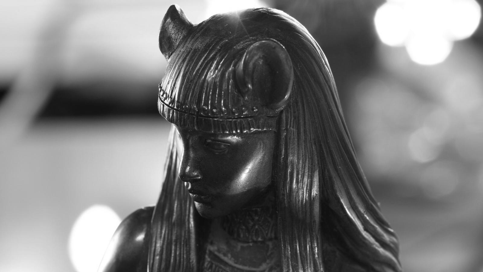Bastet diosa egipcia de los gatos