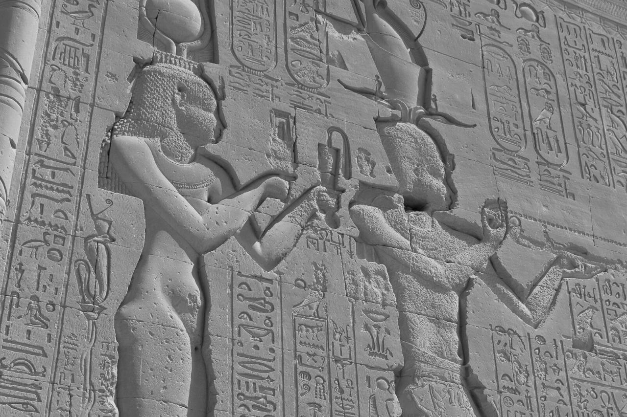 Cleopatra VII: La mujer que sirvió como la última reina egipcia