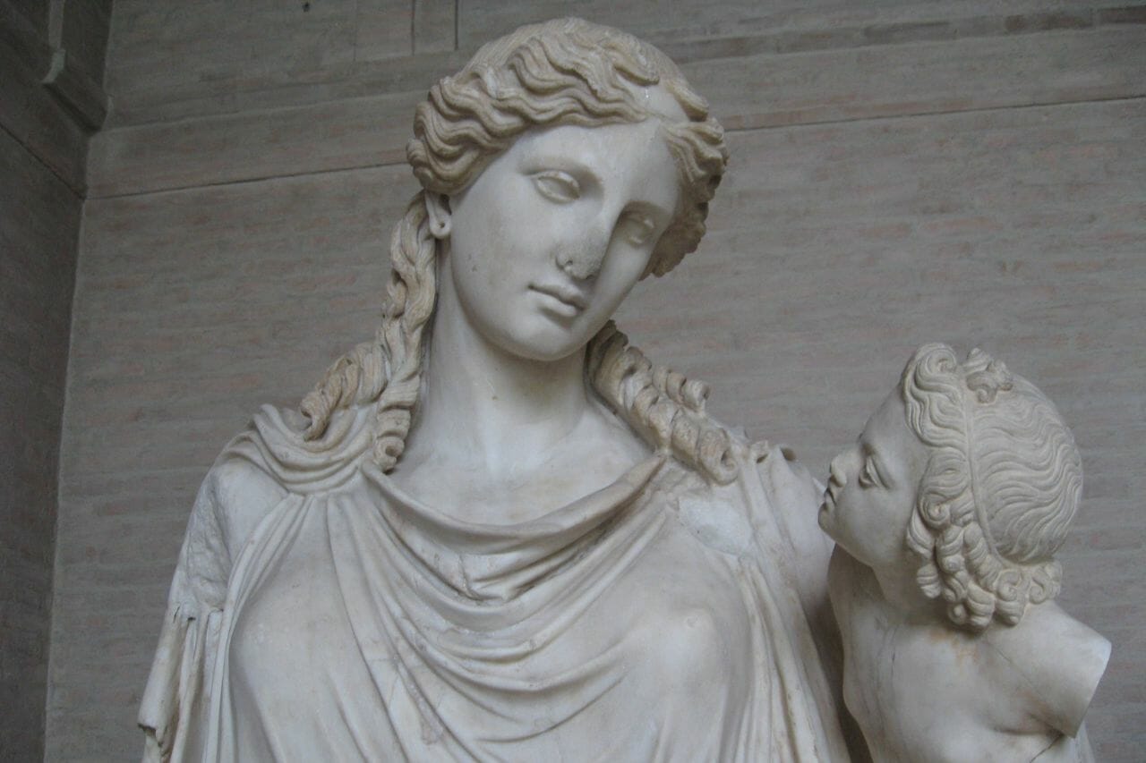 Eirene: La diosa griega de la paz