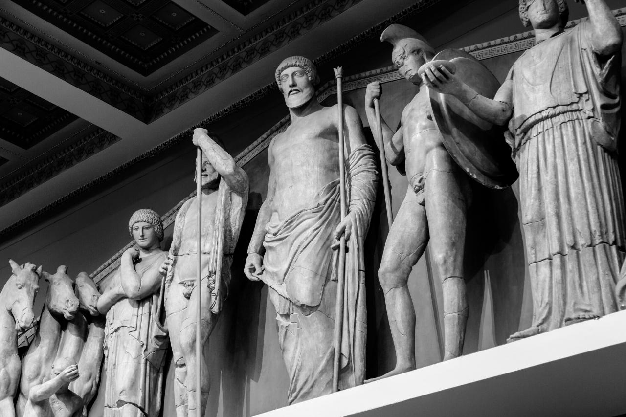 Cronología de la Mitología Griega: Un Registro Exhaustivo