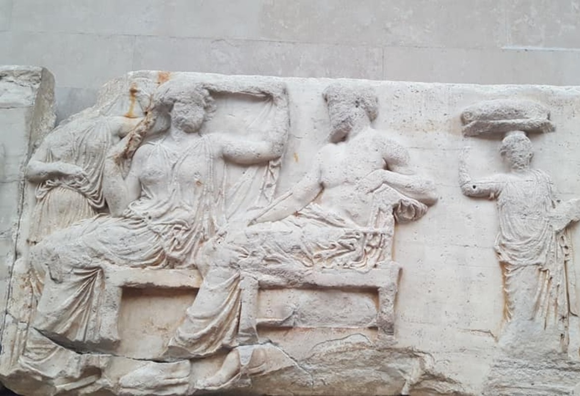 Hera y Zeus representados en las Esculturas del Partenón. Foto de Jamie Heath