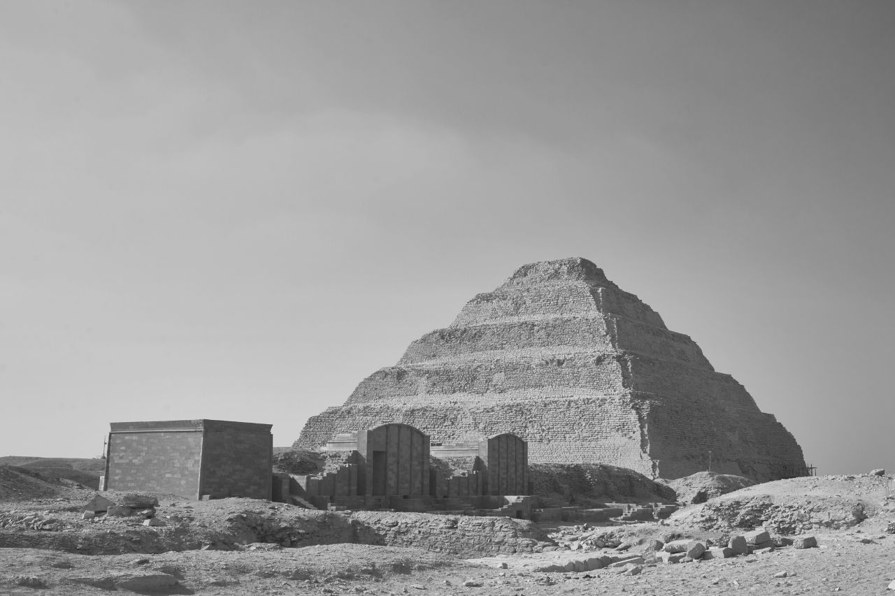 Pirámide escalonada de Imhotep