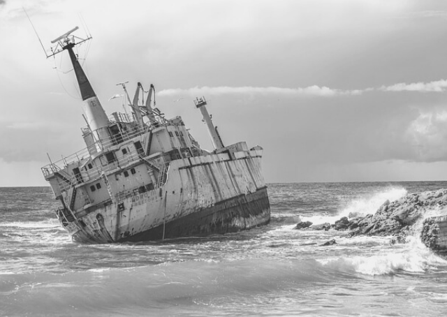 Nouadhibou / Mauritania: el mayor cementerio de barcos del mundo