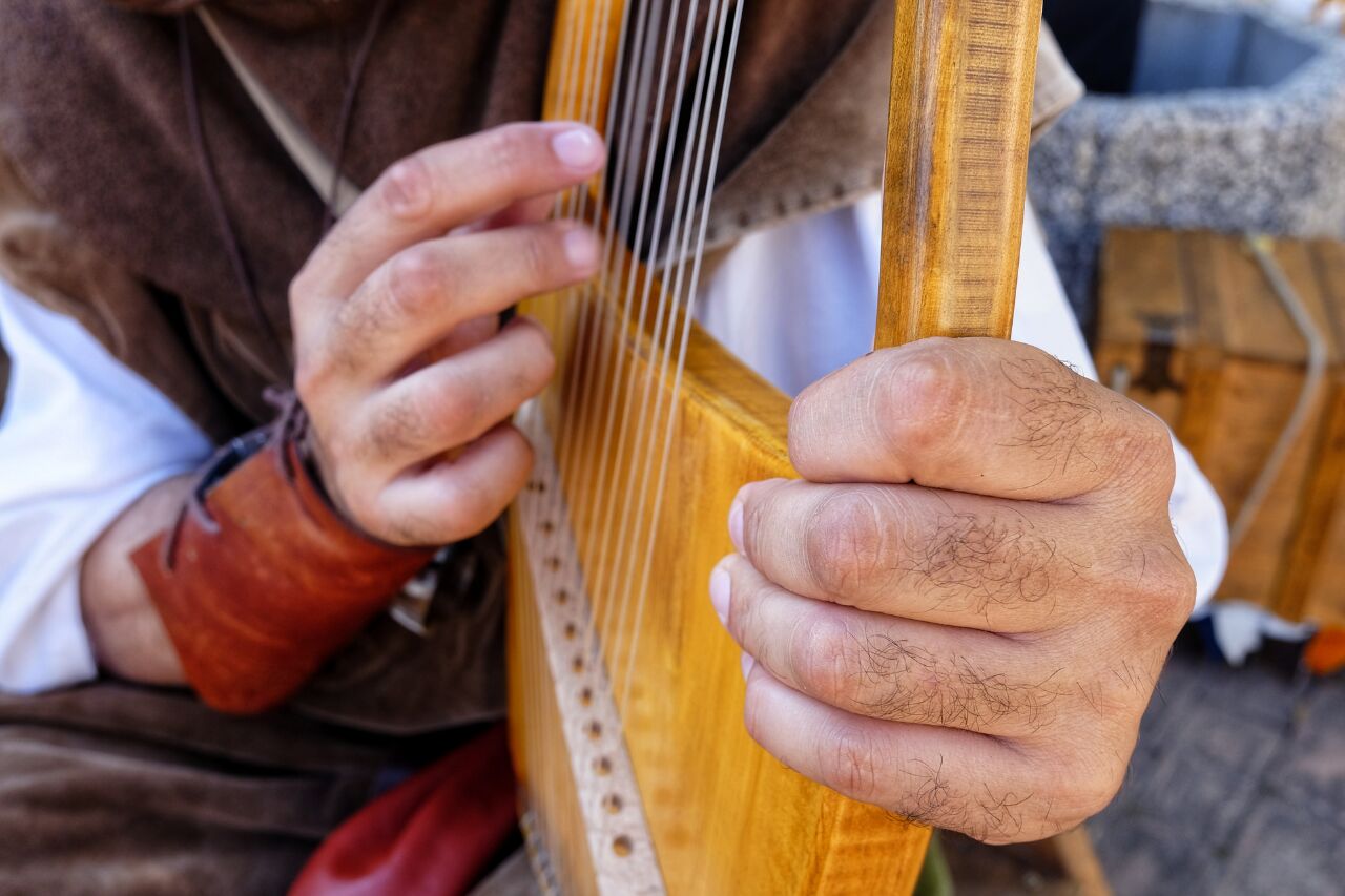 Femio en La Odisea: El Profeta de Ítaca