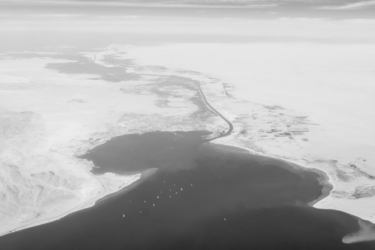 El canal de Suez: arteria comercial de Europa hacia Oriente