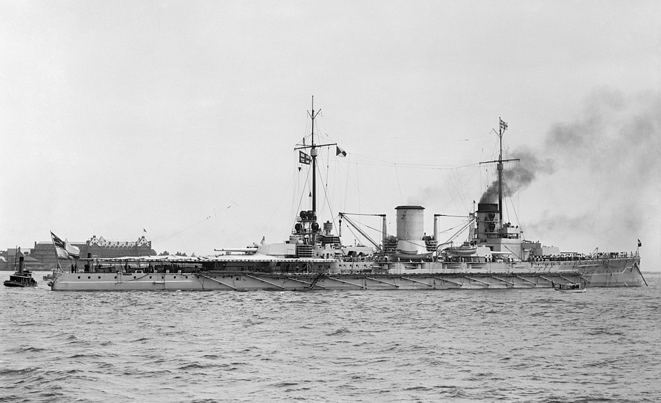 La Guerra del Suez: Un Canal y su Crisis