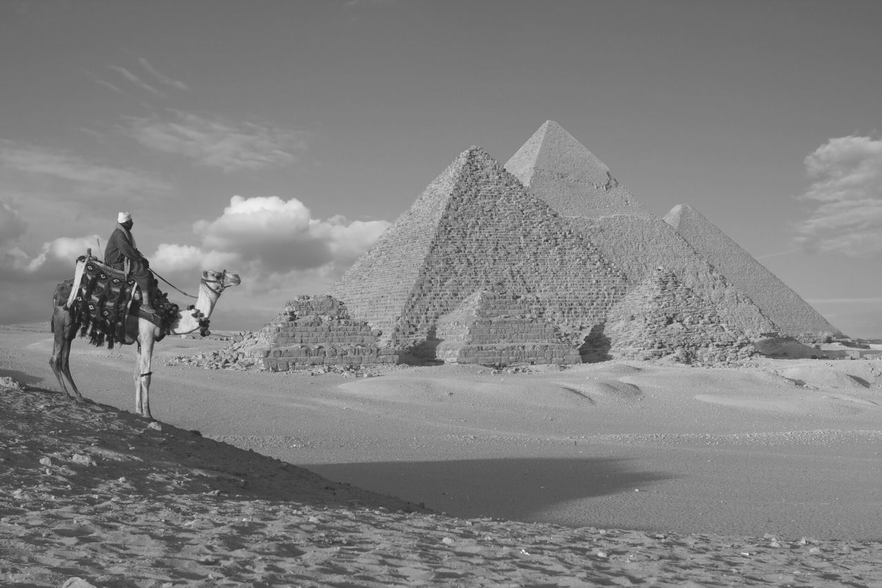 The dry climate of Egypt