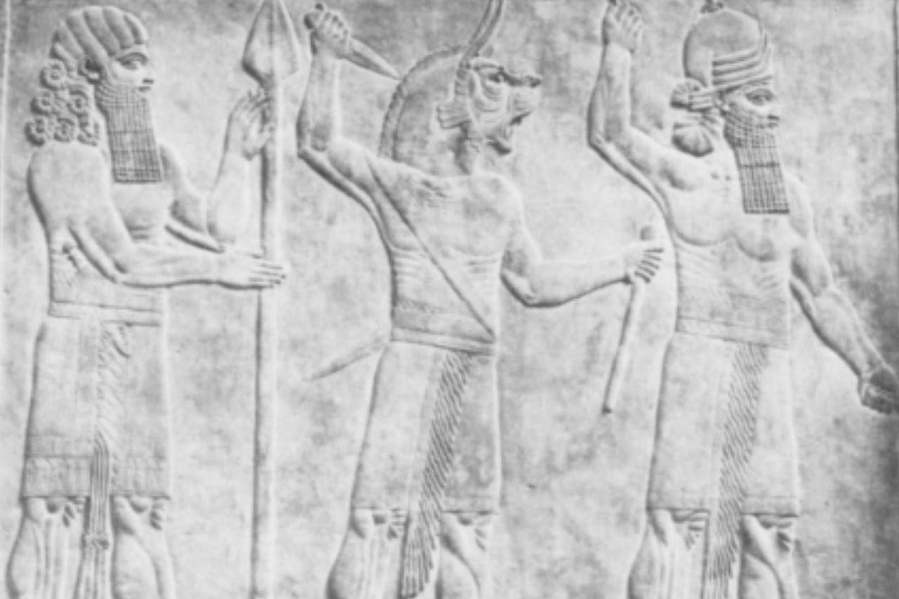 Relieve antiguo de Ugallu