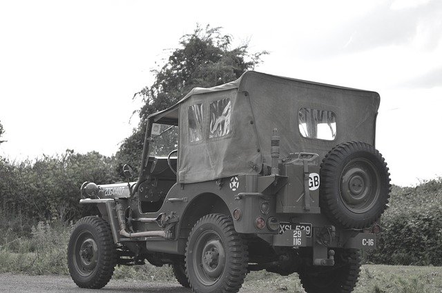 Jeep de guerra durante la crisis del Suez
